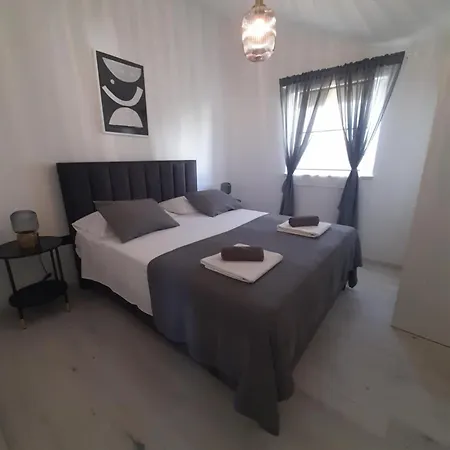 Braccia Apartmán Bol